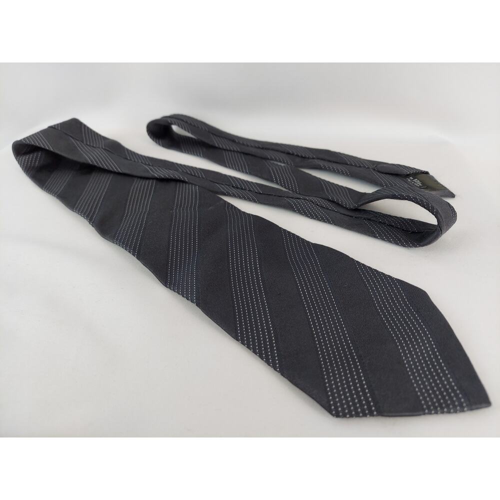 Armani Collezioni Gray Striped 100% Silk Tie Made In Italy 3.5" Wide 59" Length